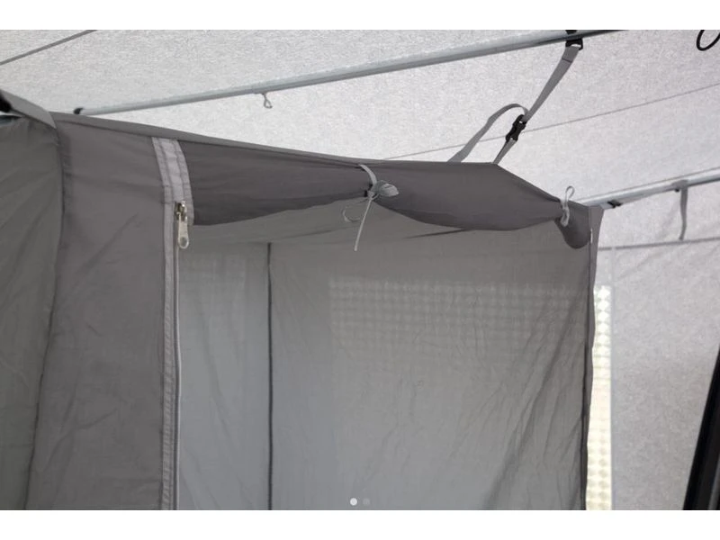 Isabella Binnentent Slaapcabine Universeel 4 Isabella Binnentent Slaapcabine Universeel - Afbeelding 2