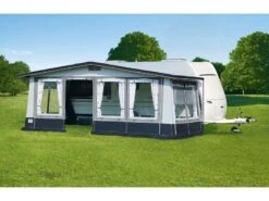 Brand Caravanvoortent Castello 240