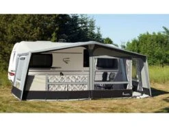 Isabella Caravanvoortent Commodore Dawn 300 -Bo Camp Winkel 4 1 isabella caravanvoortent commodore dawn veranda isacommodawn